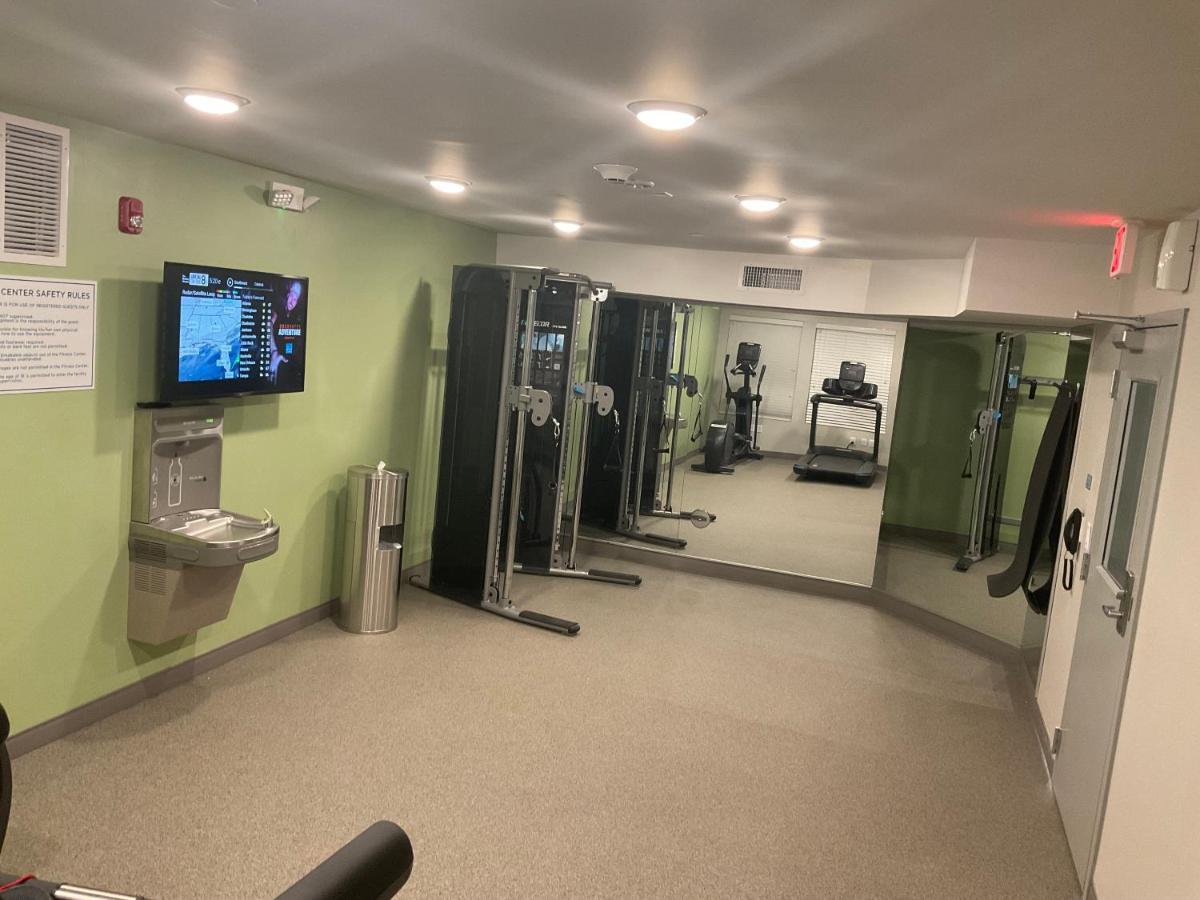Woodspring Suites Detroit Стерлінґ-Гайтс Екстер'єр фото