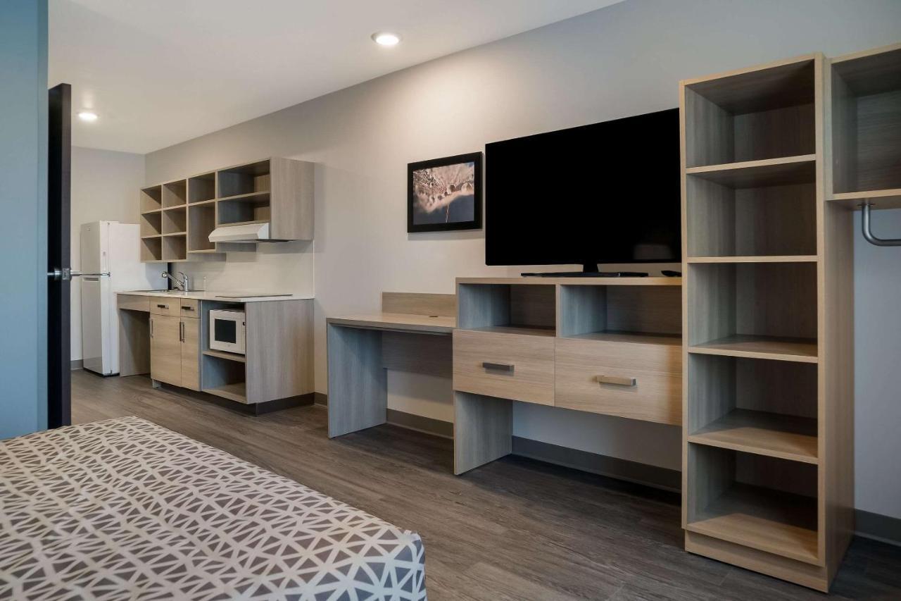 Woodspring Suites Detroit Стерлінґ-Гайтс Екстер'єр фото