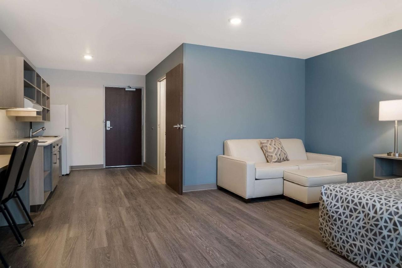 Woodspring Suites Detroit Стерлінґ-Гайтс Екстер'єр фото