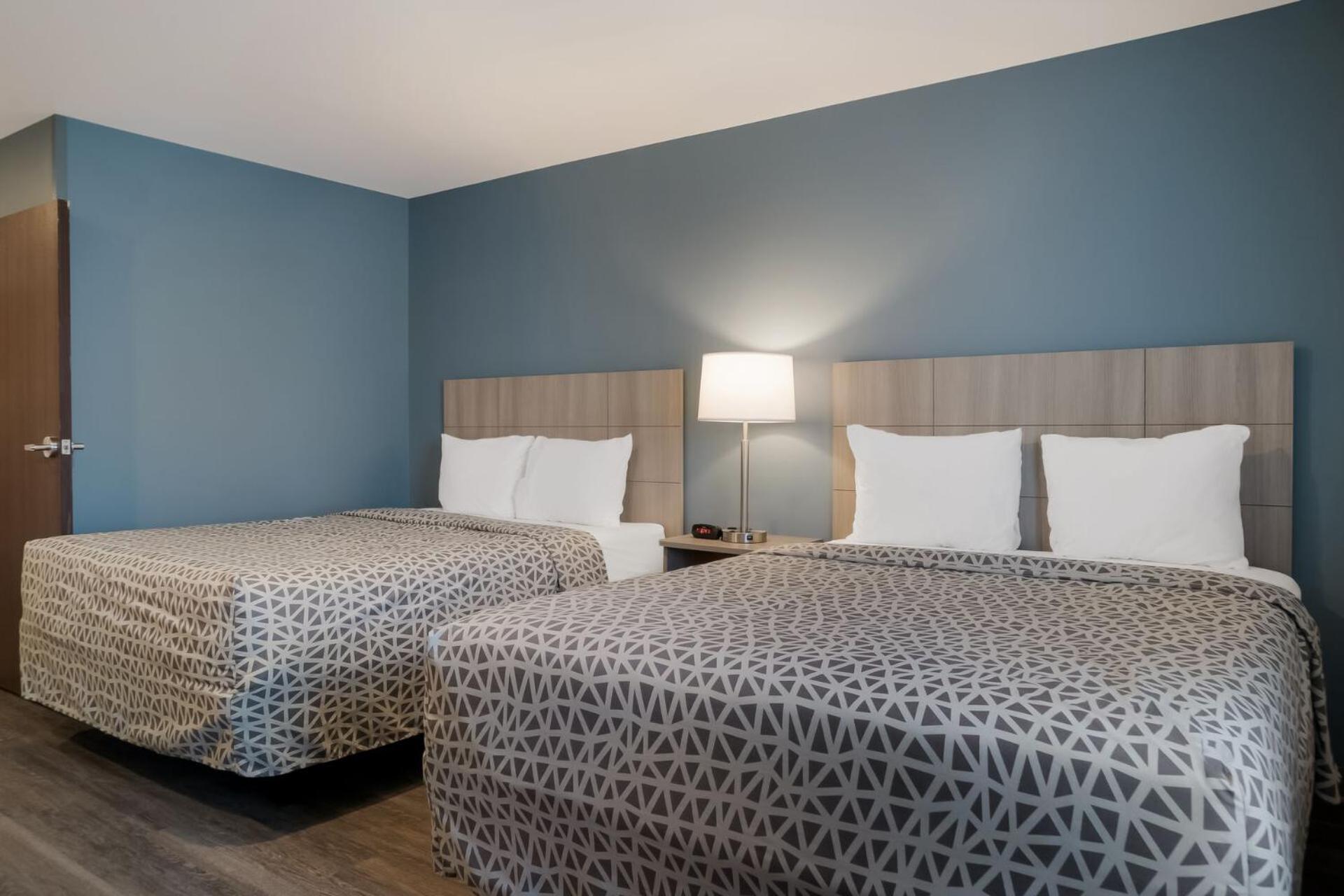 Woodspring Suites Detroit Стерлінґ-Гайтс Екстер'єр фото