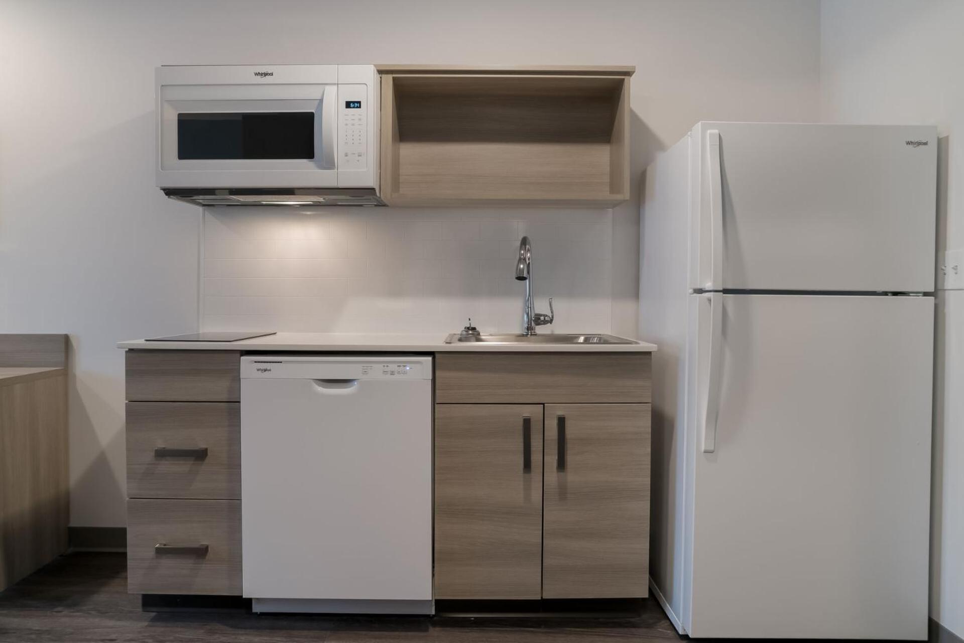 Woodspring Suites Detroit Стерлінґ-Гайтс Екстер'єр фото